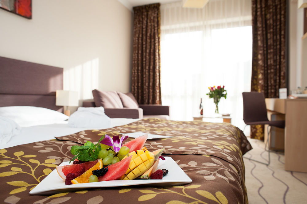Hotel Leda Spa - Adults Only Колобжег Екстер'єр фото