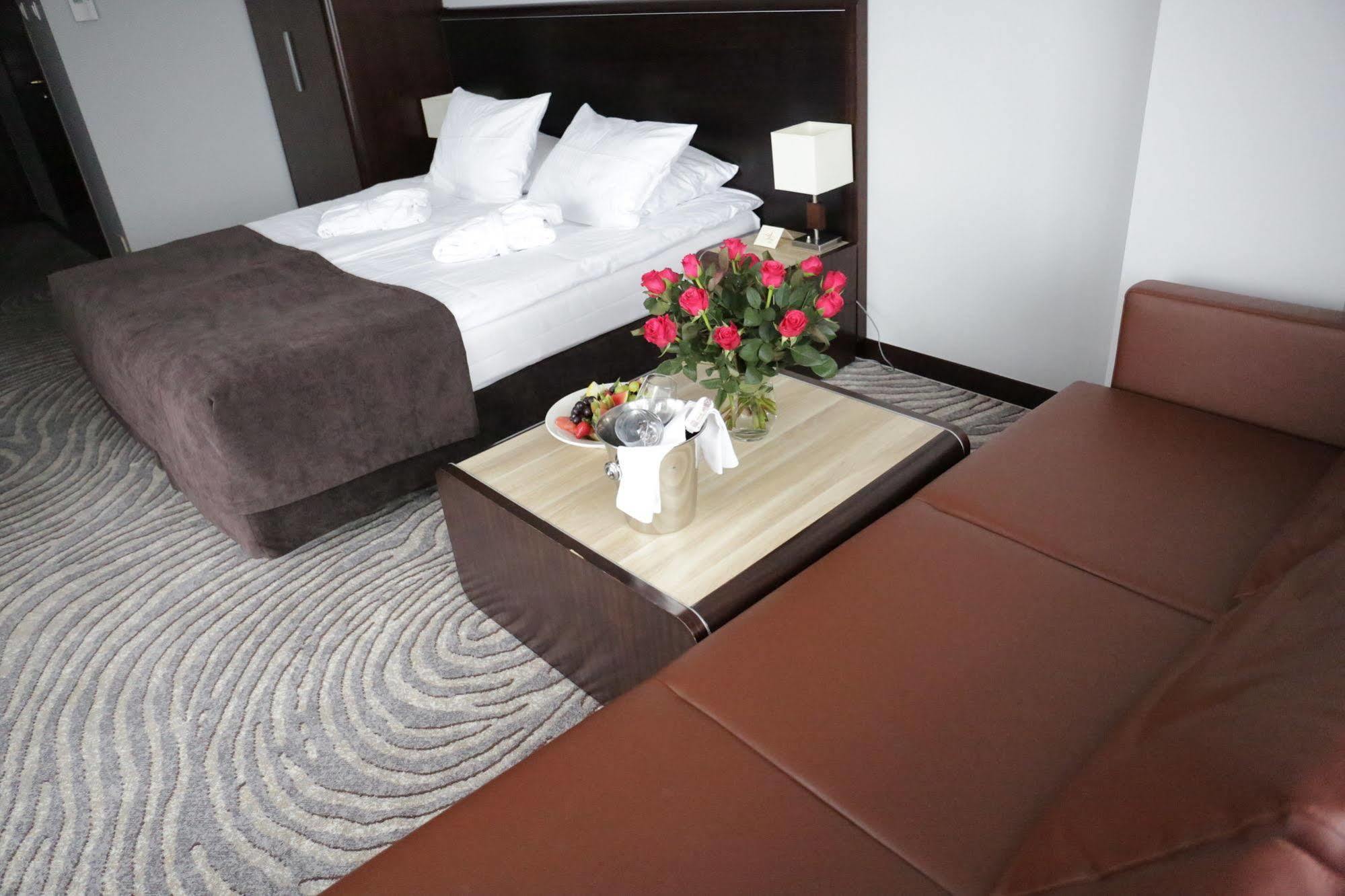Hotel Leda Spa - Adults Only Колобжег Екстер'єр фото